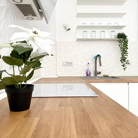 Warm Aparthotel Bukarest