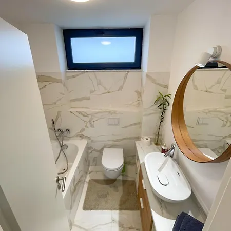 Apart Otel Warm Bükreş